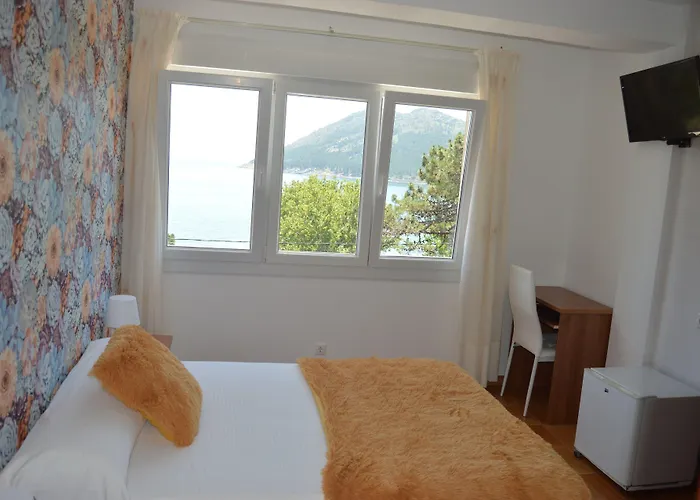 Πανσιόν Solymar 3*