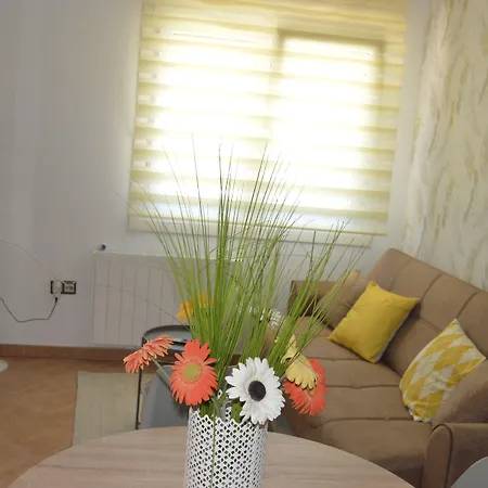 Solymar ゲストハウス 3*